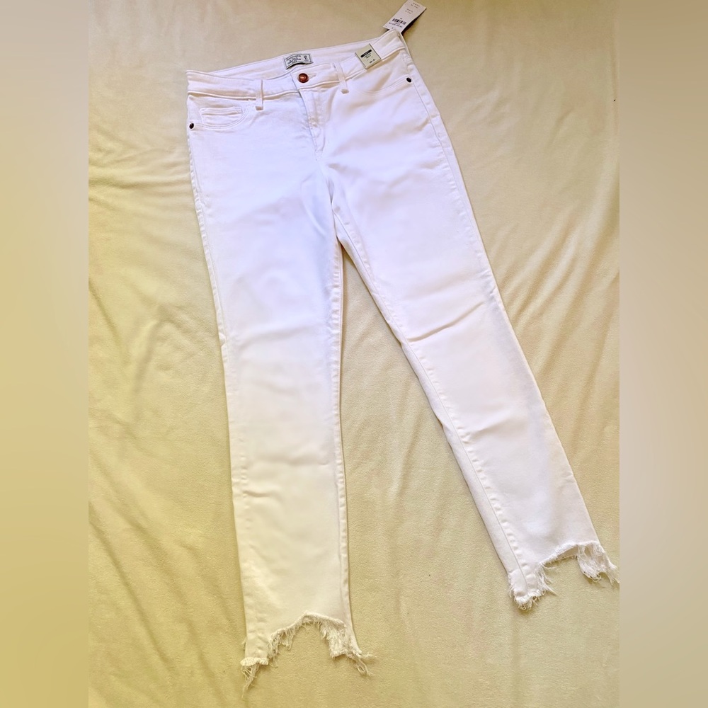 COPY - Abercrombie & Fitch White Harper Low Rise Ankle Jeans